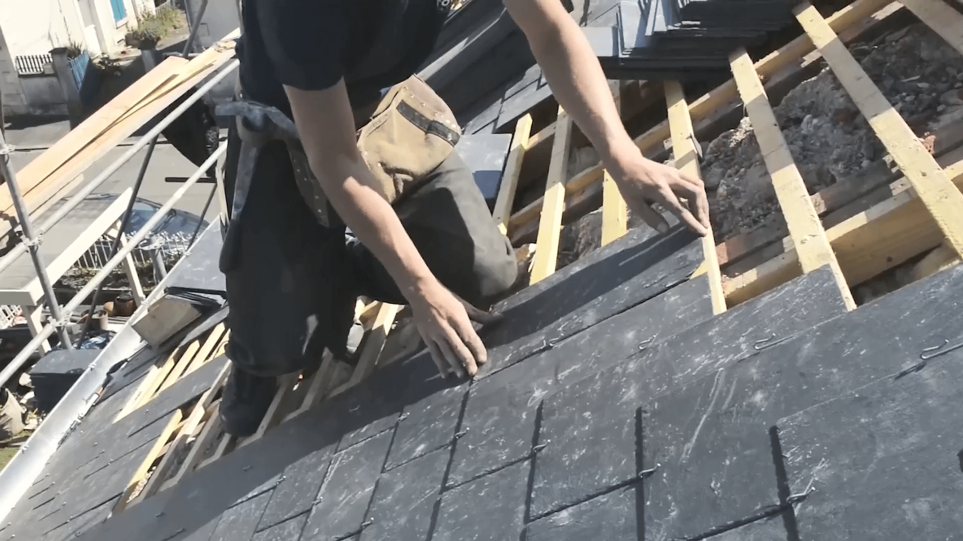 réparation toiture Lyon Naveri Père et fils