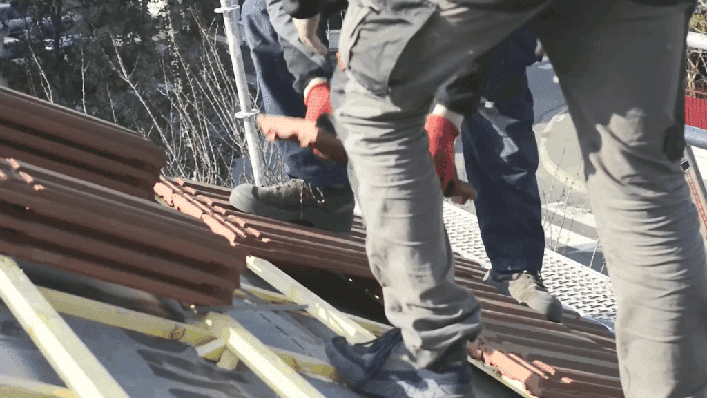 travaux toiture Lyon 8eme Naveri Père et fils
