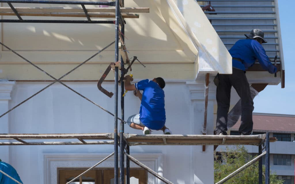 travaux toiture et façade couvreur Lyon Naveri Pere et fils